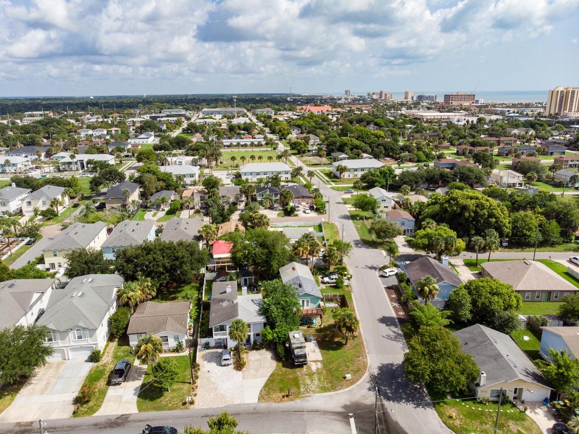 Jax Vacations 1/2 Mile To Beach, 2 Bedroom Townhome Pet Friendly Jacksonville Beach Exterior photo